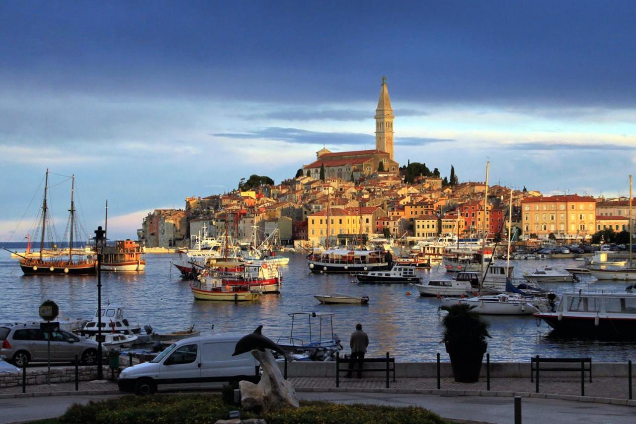 Apartments with a parking space Rovinj - 3393 Bagian luar foto