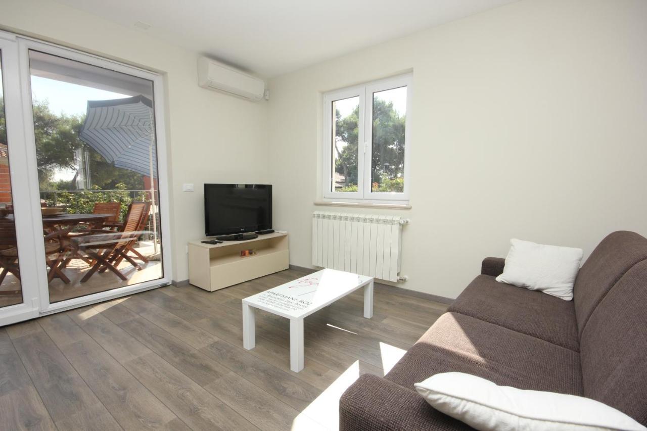 Apartments with a parking space Rovinj - 3393 Bagian luar foto
